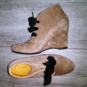 NWOT Bussola by Anthropologie Booties